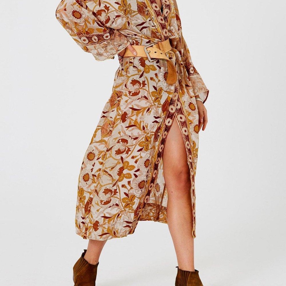 Jen’s Pirate Booty paradise golden wallflower maxi Kimono duster sold out! - Picture 6 of 9